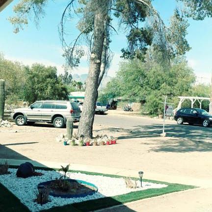 3rd image of 3309 N El Tovar Ave