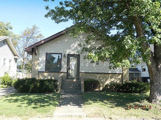 1st image of 679 E Lorena Ave