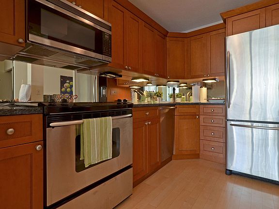 5th image of 405 N Wabash Ave Unit 615