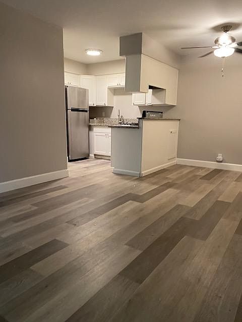 1st image of 1600 Jordan Dr APT 39