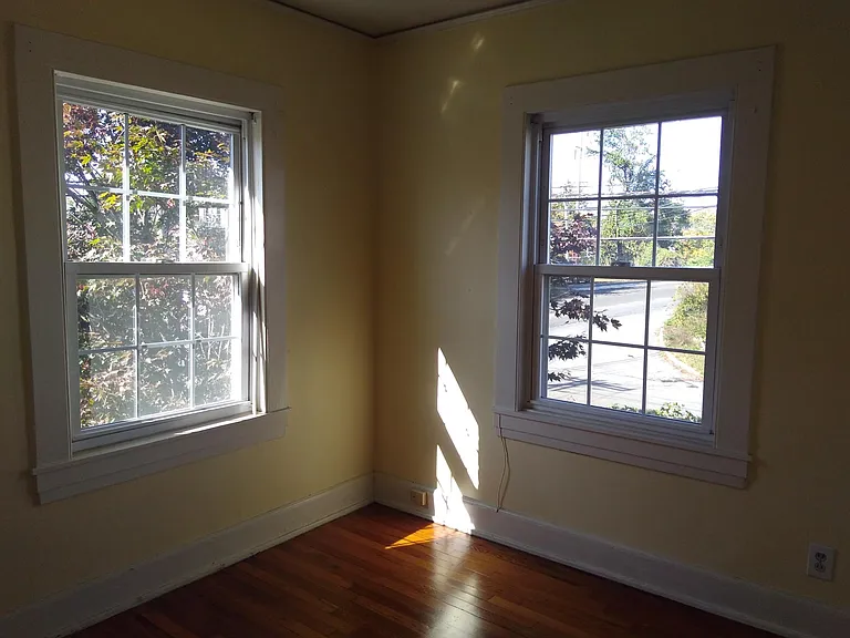 204 Grasmere Ave — Photo 8