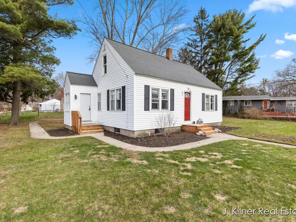 501 Bear Lake Rd, Muskegon, MI 49445
