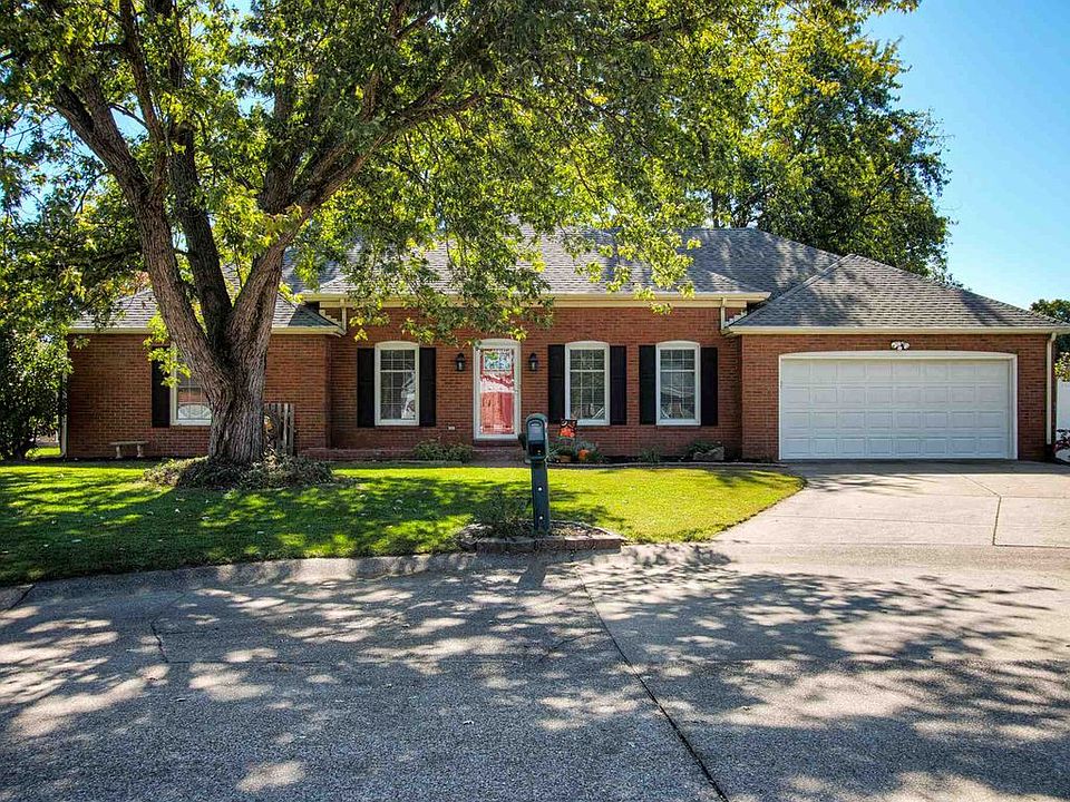 1st image of 8209 Sherwood Ct