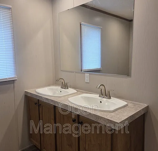 3300 Voight Blvd #422 — Photo 14