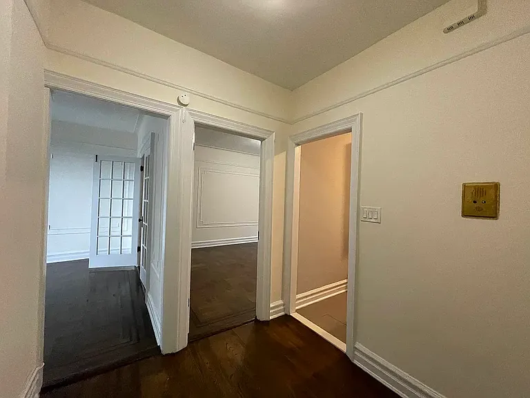 109 Park Ln S #A — Photo 7