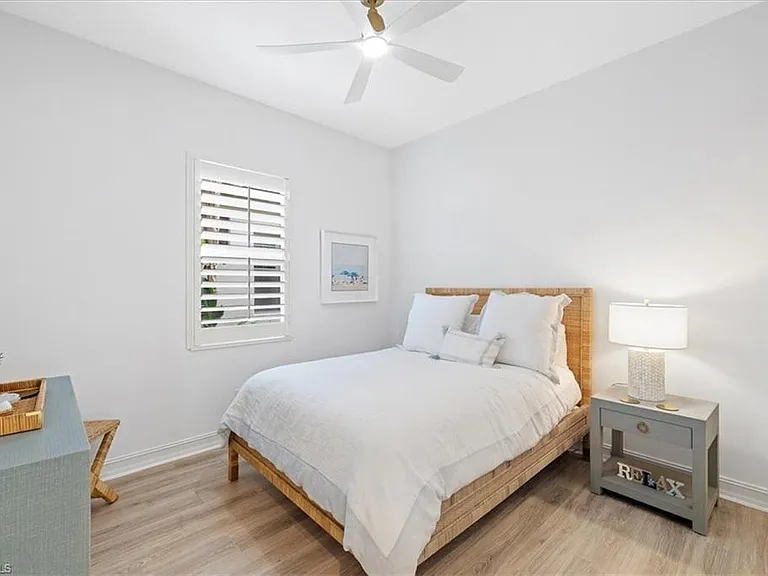 7831 Valencia Ct — Photo 35