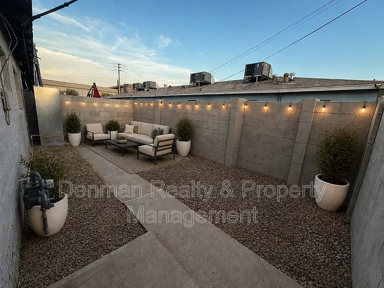 4306 N 12th St #8 — Photo 15