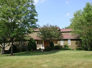 9290 River Rd, Phoenix, NY 13135