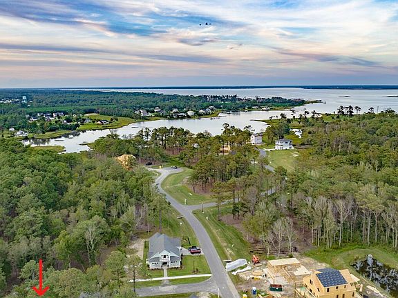3rd image of 507 Brown Pelican Way