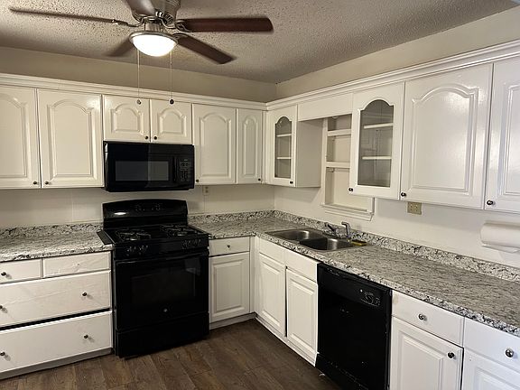 2nd image of 1207 S Chicago Ave #4
