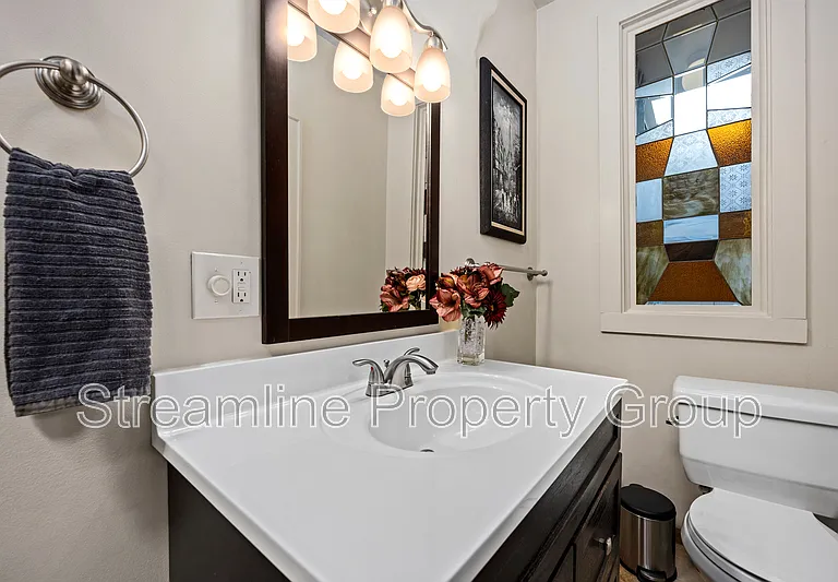 141 W Archer Pl — Photo 14