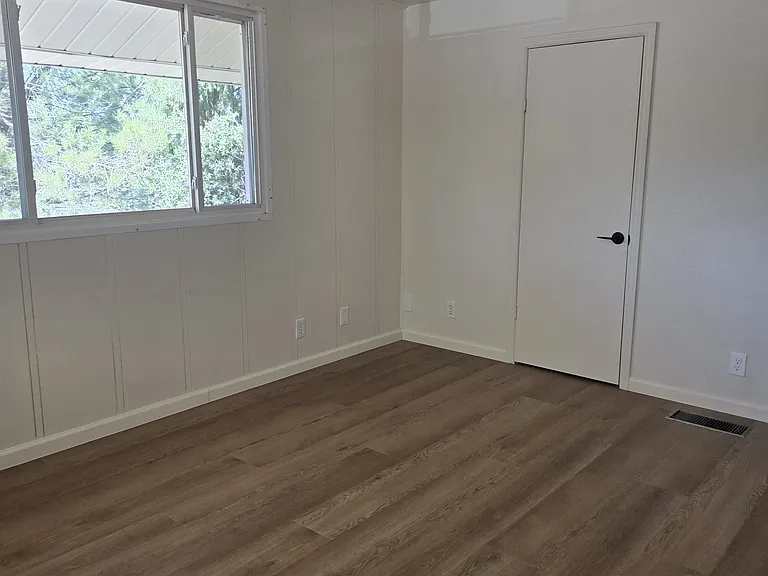 408 E Bonita St — Photo 1