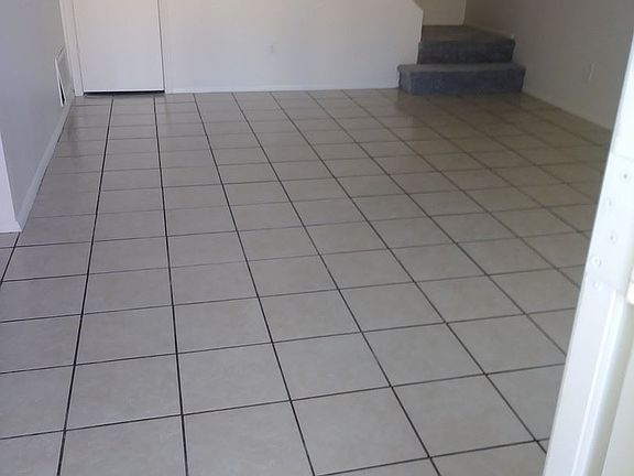 2nd image of 4612 E Southgate Ave #13