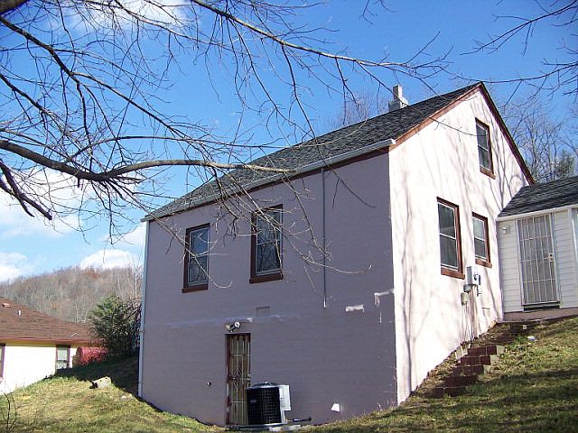2nd image of 308 Burkett Ave
