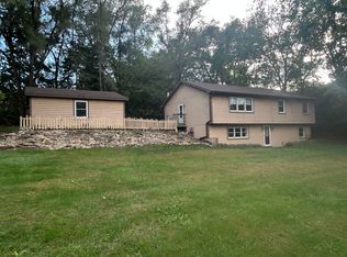 38910 N Kenmore Rd, Antioch, IL 60002