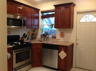 2615 E Dauphin St, Philadelphia, PA 19125