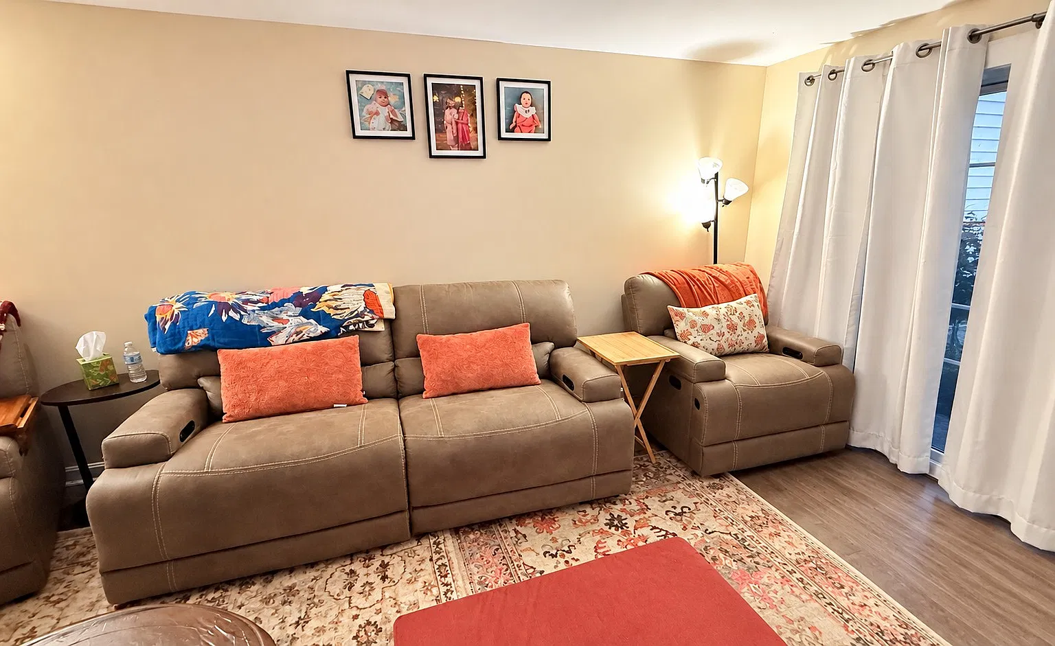 2 bed, 1.5 bath, 1120 sqft, $2,000 — Photo 2