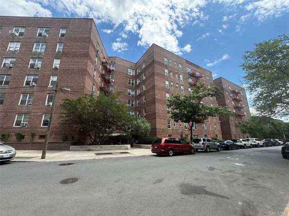 4225 80th Street #6F, Elmhurst, NY 11373