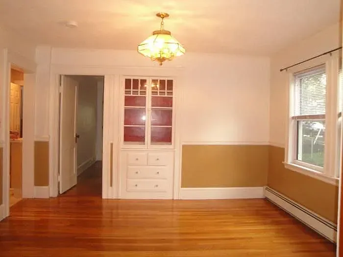 15 Banks St #1 — Photo 4