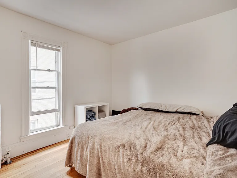 1309 W 24th St #2 — Photo 8