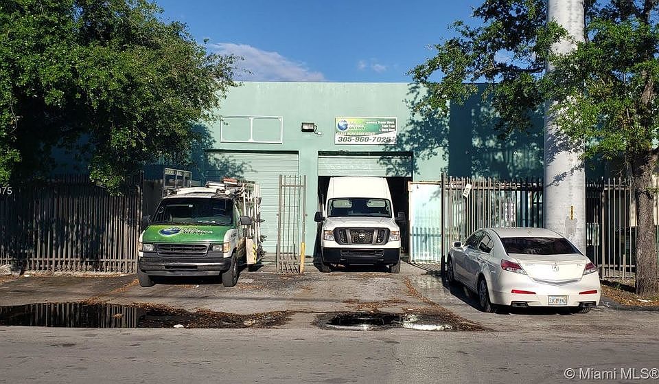 1st image of 4811 NW 35th Ave #4811