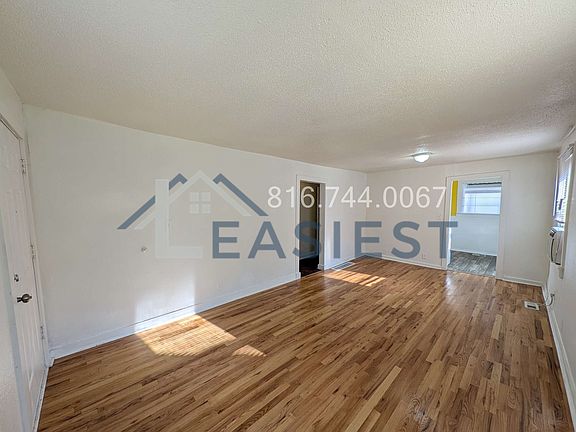 2nd image of 3935 Jackson Ave