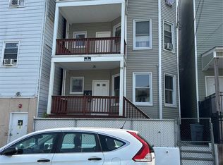 28 17th Ave, Paterson, NJ 07501
