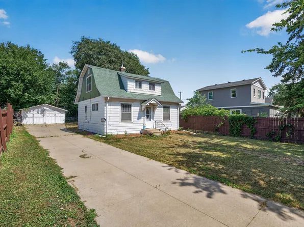 569 Hatch Ave, Saint Paul, MN 55117