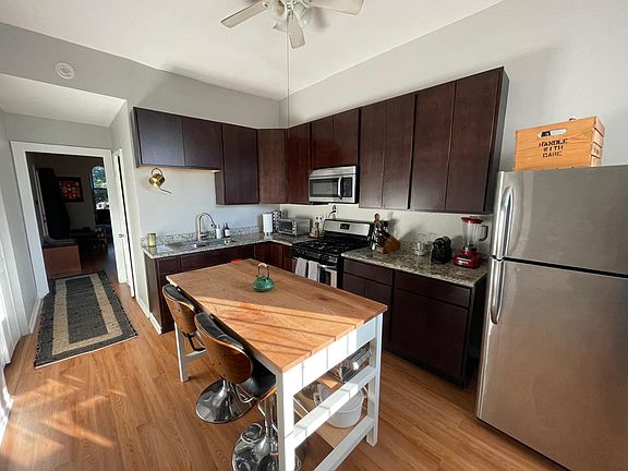 2nd image of 1518 N Ashland Ave
