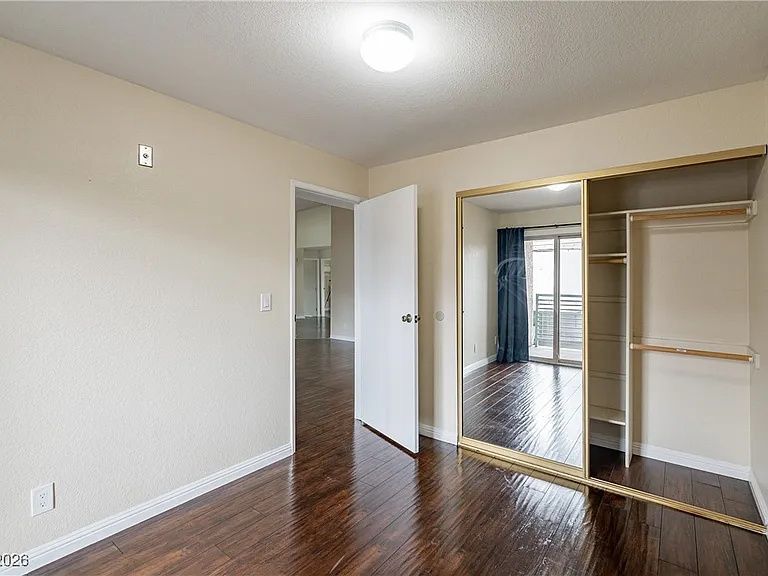 450 Elm Dr #206 — Photo 17