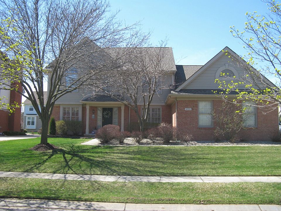 1st image of 45551 Fountain View Dr