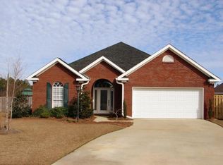214 Sheena Cir, Saraland, AL 36571