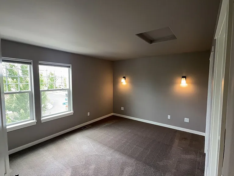 2728 NE Black Oak Pl — Photo 15