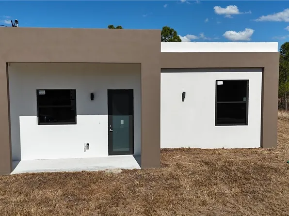 1135 Randletree St E, Lehigh Acres, FL 33974