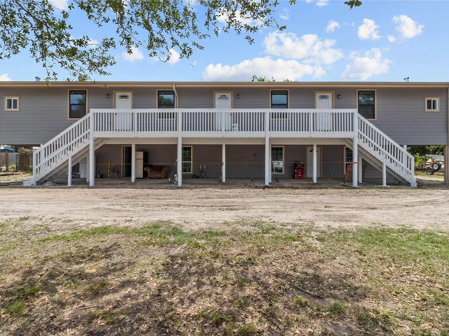 2 bed, 1.0 bath, 750 sqft, $1,200 — Photo 2