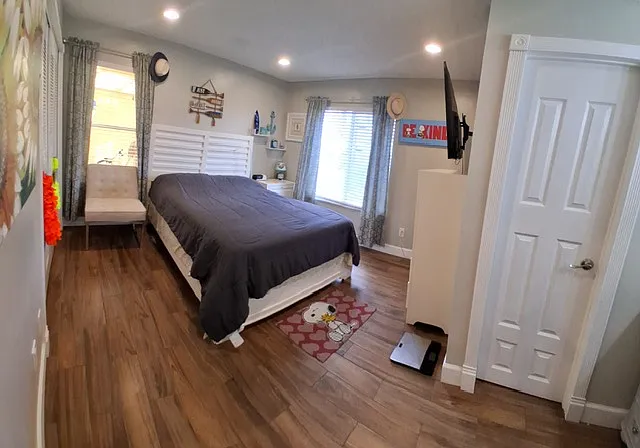 1480 Sheafe Ave NE #102 — Photo 2
