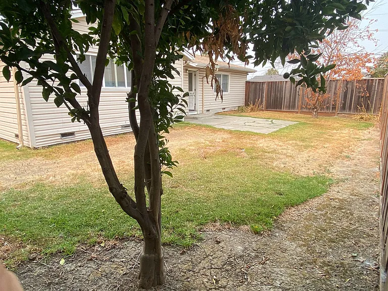 5278 Dupont Ave — Photo 13