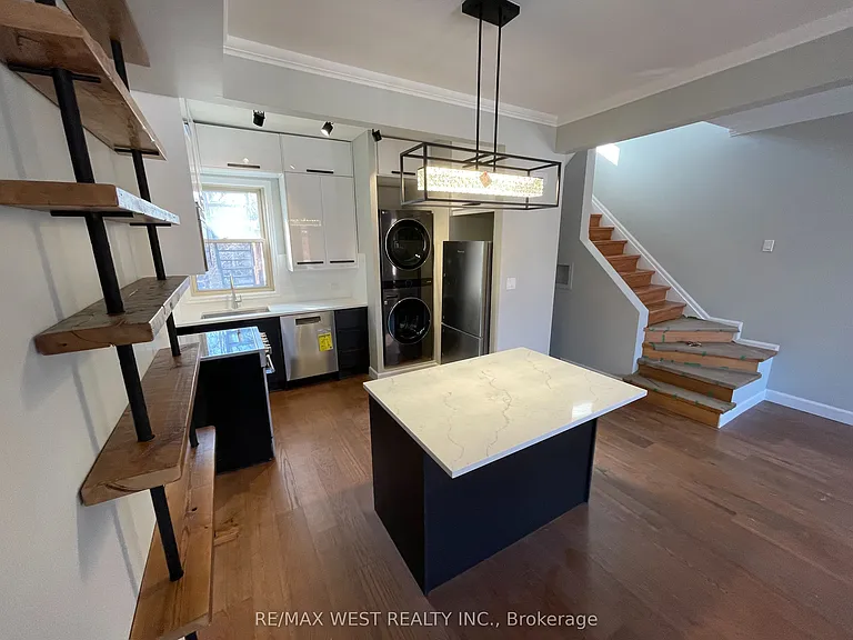104 Cowan Ave #3 — Photo 6