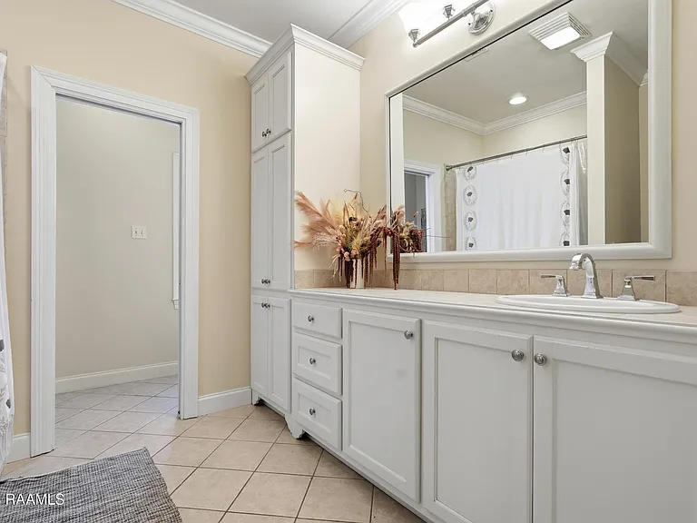 406 Harbor Bend Blvd — Photo 34