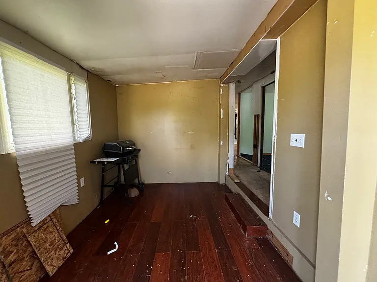 1742 Blue Jay Cir — Photo 3