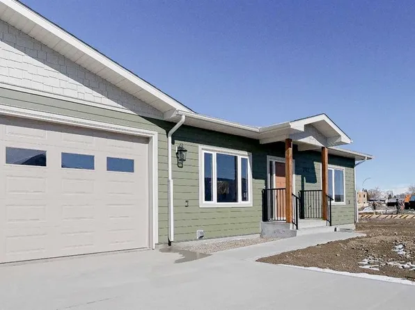 242 N Parkview Ln W, Bow Island, AB T0K 0G0