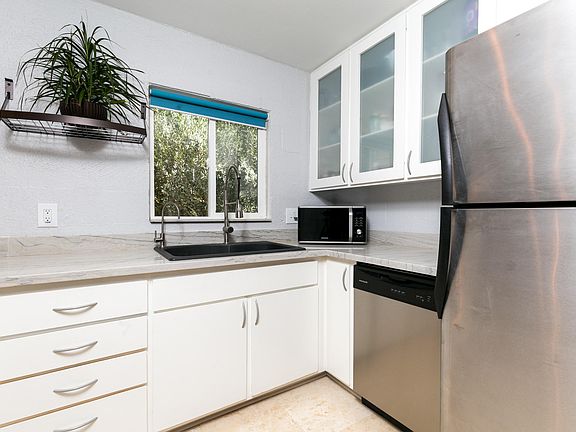 3rd image of 6240 N 16th St Unit 38