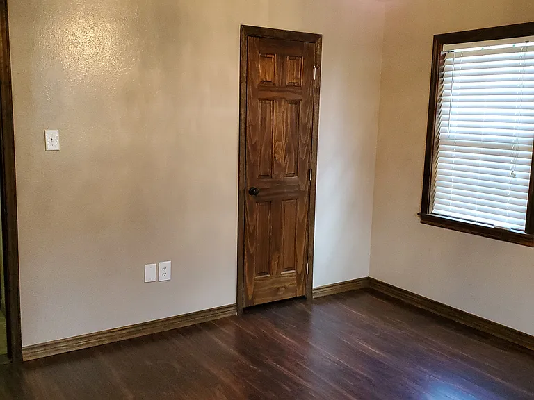 103 Sherry Dr — Photo 33