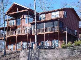 99 Nottely River Rdg, Blairsville, GA 30512