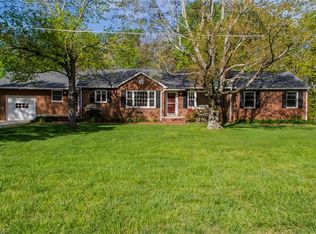 4630 Camp Betty Hastings Rd, Walkertown, NC 27051