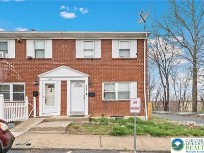 381 Walnut Ln, Allentown, PA, 18102