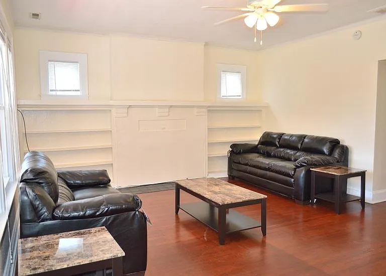 1201 Madison St #1 — Photo 2
