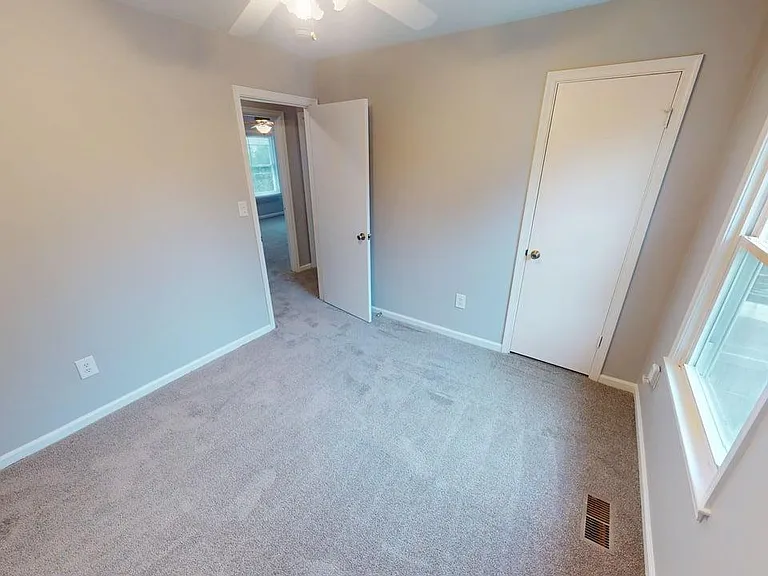 5524 Annandale Dr — Photo 11
