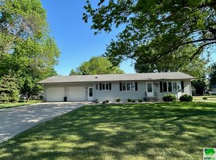 1309 Webb St, Boyden, IA 51234