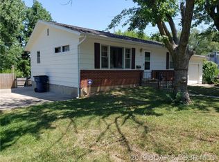 303 Happy Ave, Eldon, MO 65026